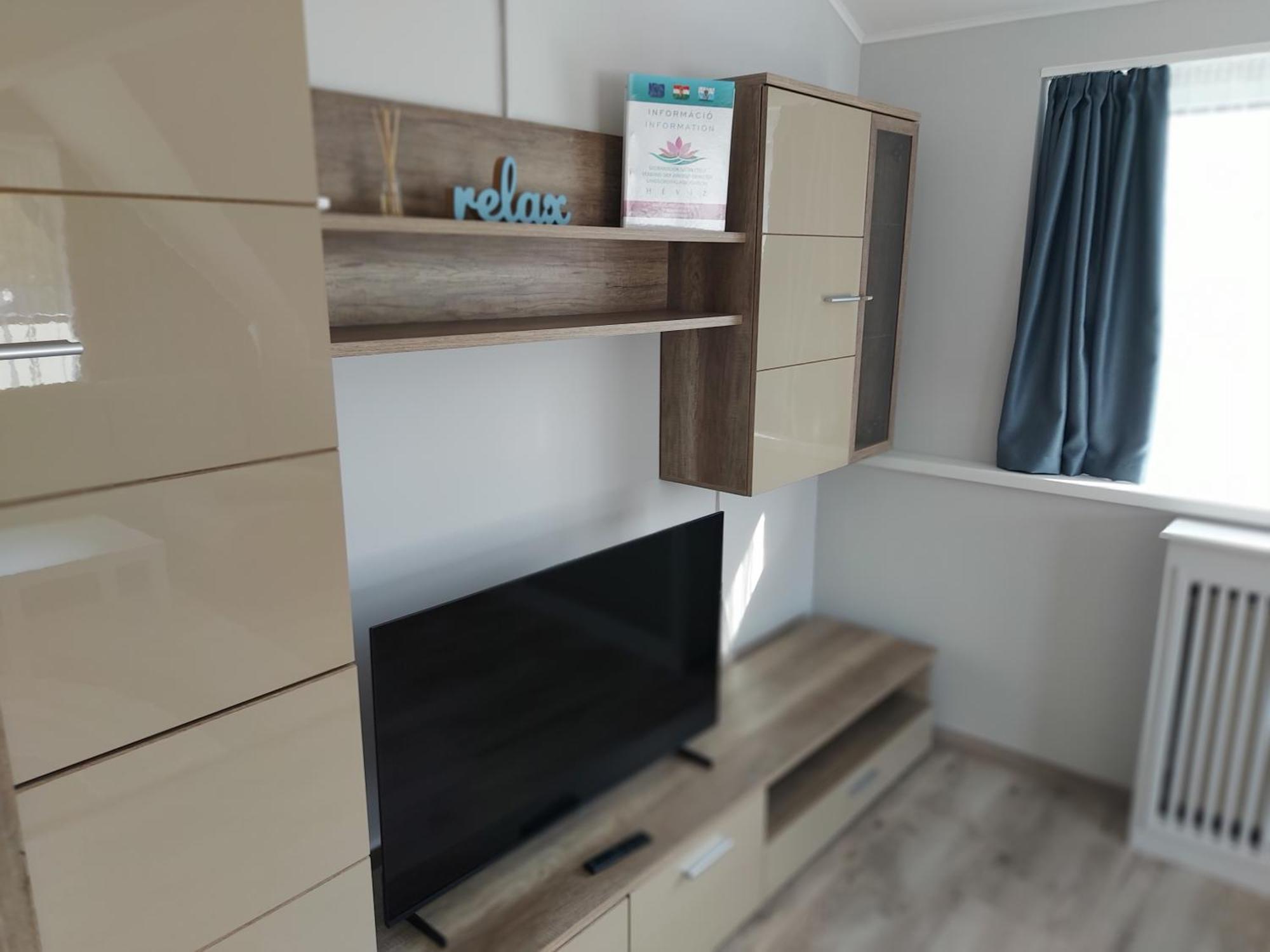 Cafe Relax Apartments Heviz Exterior foto